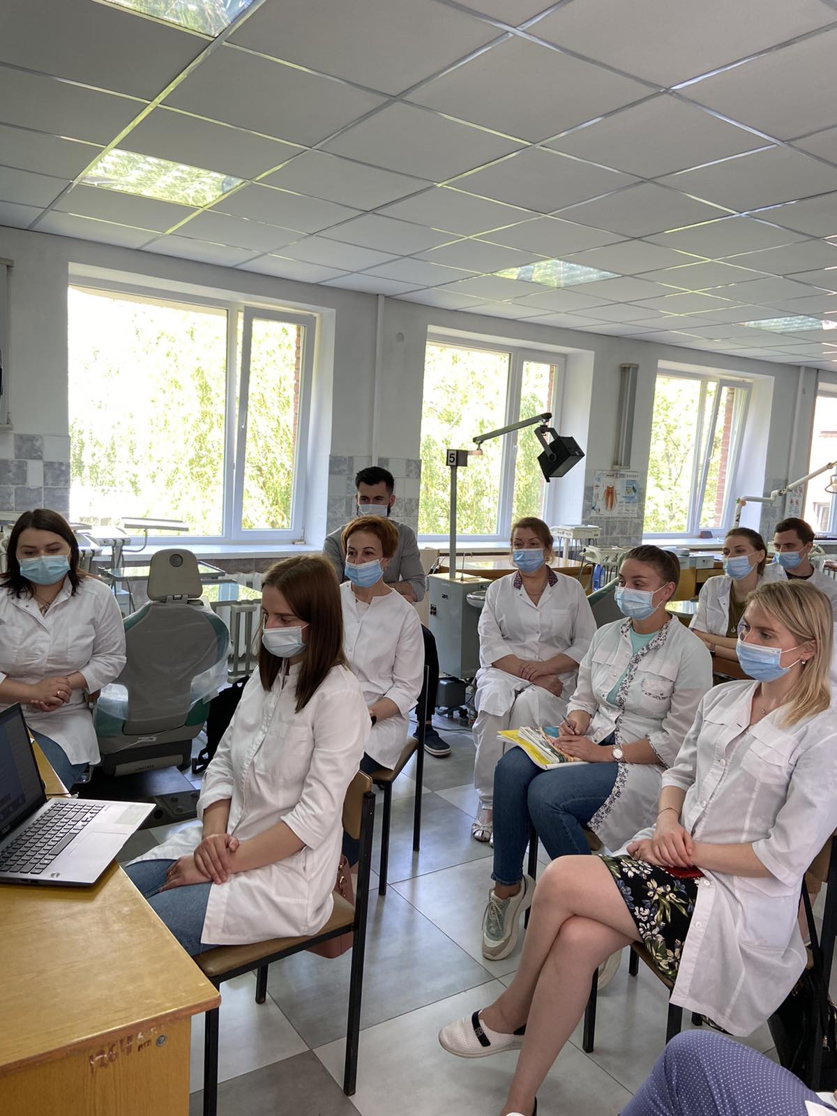 До 100-річчя ПДМУ – науково-практична конференція лікарів-інтернів