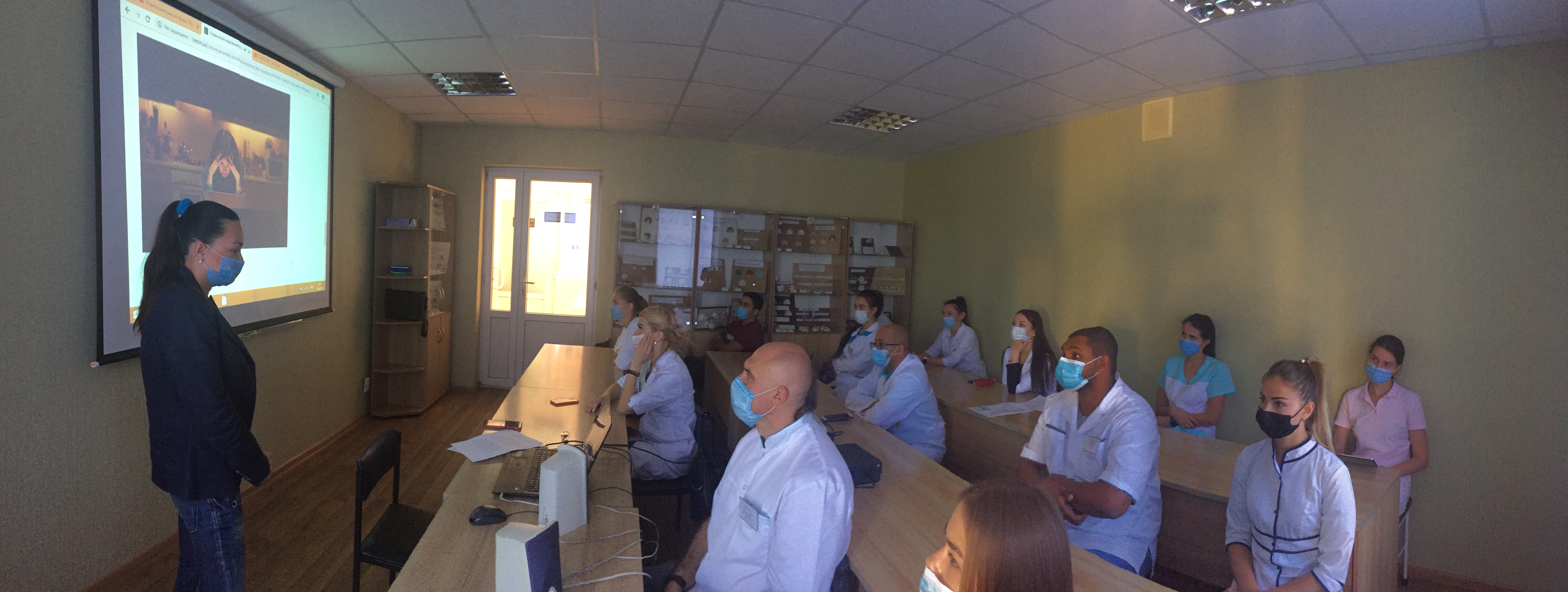 На кафедрі лікарів-ортодонтів засвідчували захоплення українським кіно