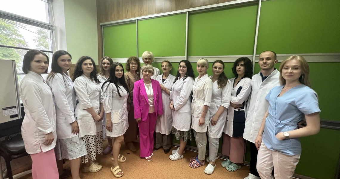 Десяти молодим лікарям присвоєно звання лікаря-спеціаліста з фаху «Офтальмологія»