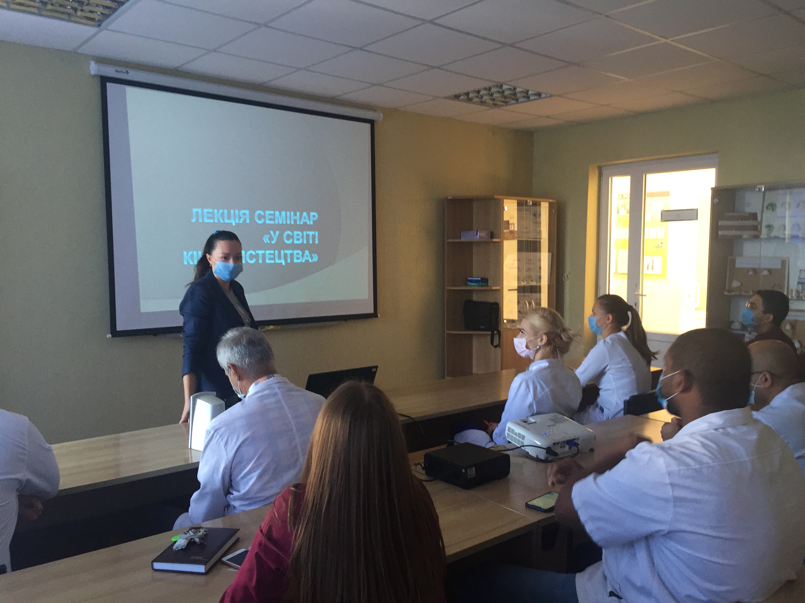 На кафедрі лікарів-ортодонтів засвідчували захоплення українським кіно