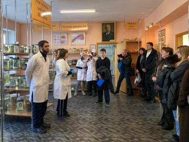 Кафедра анатомії людини у Дні відкритих дверей ПДМУ: від першого кроку до білого халата / Department of Human Anatomy at PSMU Open Day: From the First Step to the White Coat