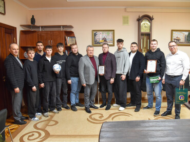 Ректор ПДМУ зустрівся зі спортсменами університету / Rector of PSMU Meets with University Athletes