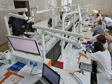 Постійне особисте навчання – лейтмотив викладачів кафедри терапевтичної стоматології / Continuous Personal Learning: The Guiding Principle of the Department of Therapeutic Dentistry