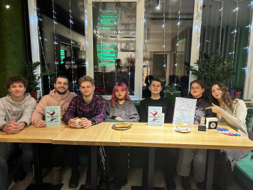 Засідання «Чайно-Книжкового клубу» ПДМУ: обговорення роману «Так програють війну часів»