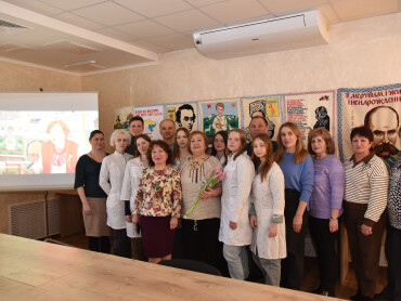 У ПДМУ відкрили виставку вишивки Зої Коваленко до Дня пам’яті Тараса Шевченка