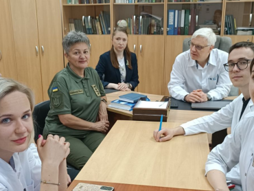 У День Незалежності України на кафедрі нервових хвороб говорили про досвід військової медицини та професійну етику лікаря