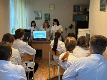 Як дбати про ментальне здоров’я: у ПДМУ провели просвітницький захід / How to Take Care of Your Mental Health: PSMU Holds an Educational Awareness Event