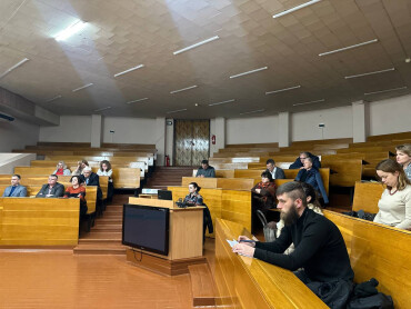 Вчена рада медичного факультету №1 обговорила підготовку до ОСПКІ та КРОКів / Academic Council of Medical Faculty No. 1 Discusses Preparation for OSCE and KROK Exams