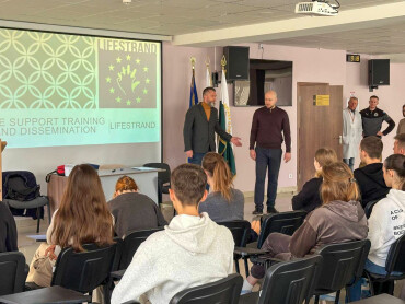 ПДМУ навчає рятувати життя: практичні тренінги з невідкладної допомоги для цивільного населення Полтави