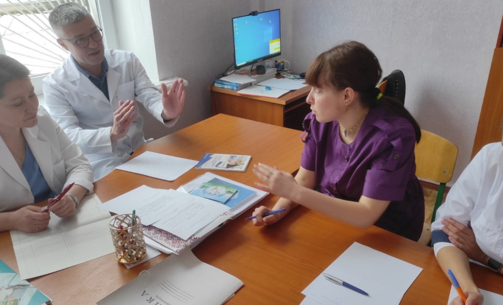 У новий рік з гарними показниками: лікарі-інтерни засвідчили високі теоретичні знання