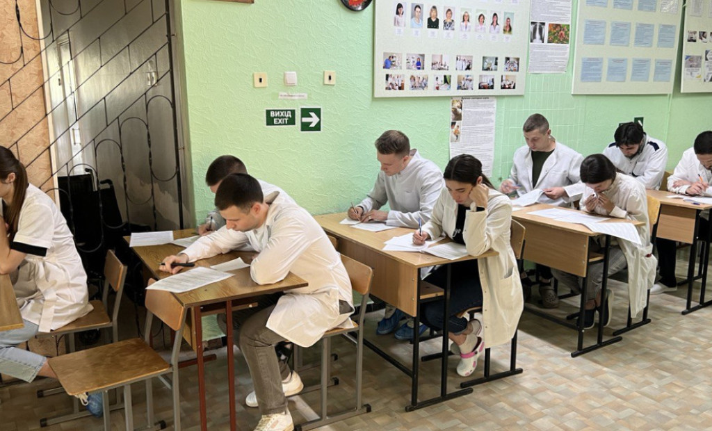 Майбутні лікарі-педіатри підбивають підсумки засвоєних знань