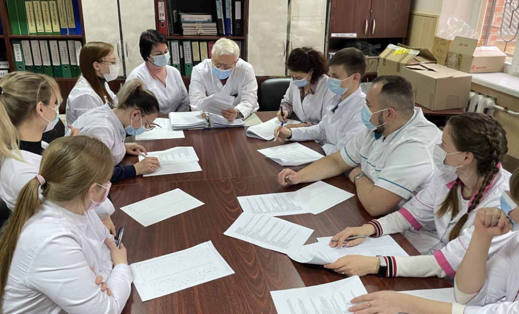 Кафедра нервових хвороб ПДМУ: викладачі готують лікарів-інтернів до складання ліцензійного іспиту