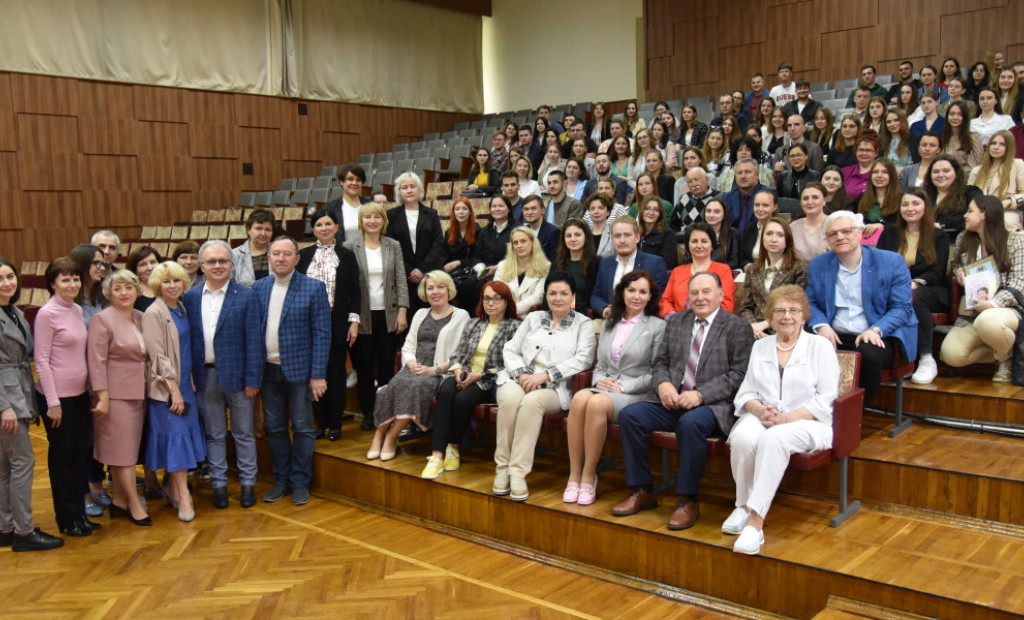 Всупереч війні і воєнному стану, медична наука в Україні і зокрема, на Полтавщині, має майбутнє і активно розвивається