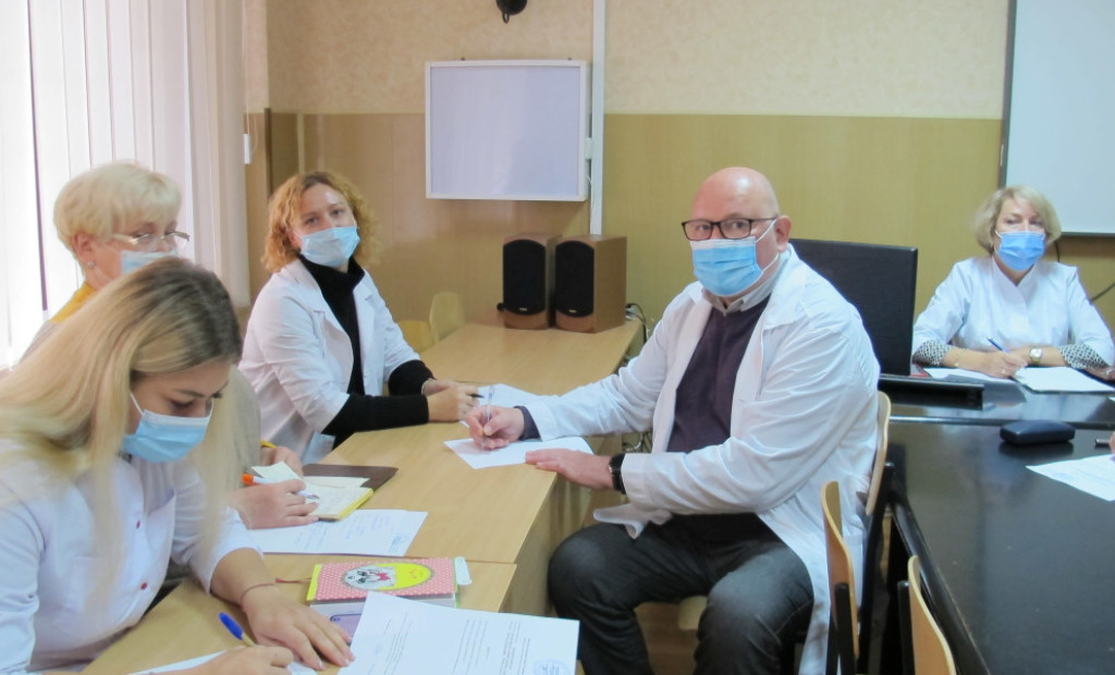 На кафедрі сімейної медицини і терапії завершилися курси тематичного удосконалення