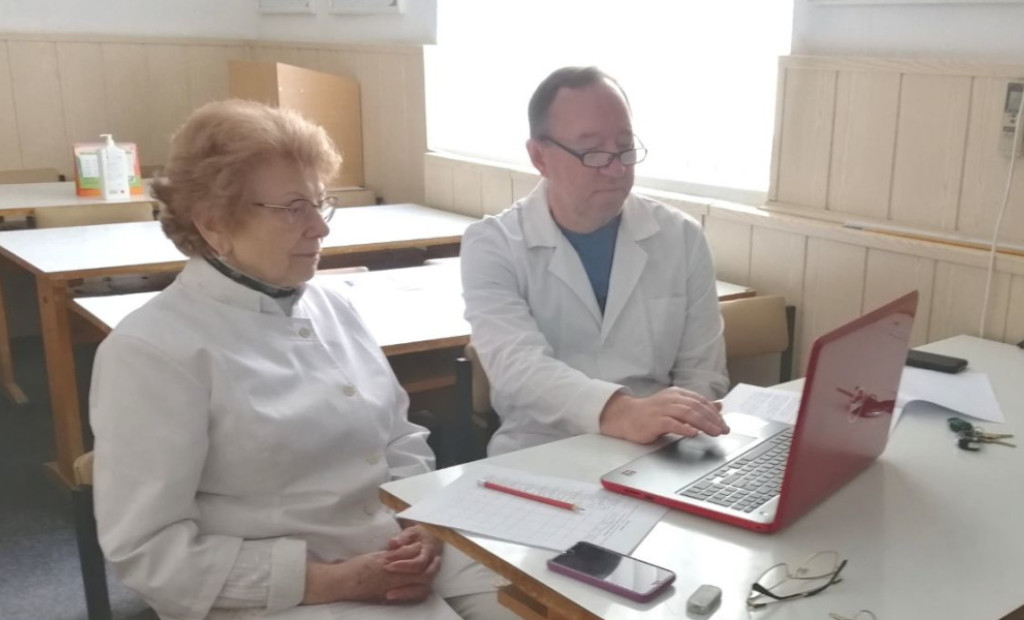 Всупереч війні і воєнному стану: науковці та лікарі-інтерни служать своєму покликанню