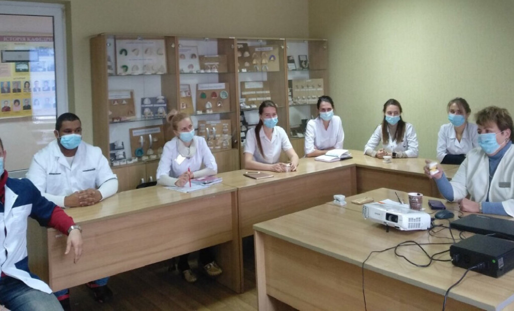 Завершується 10-місячний цикл спеціалізації з фаху «Ортодонтія»