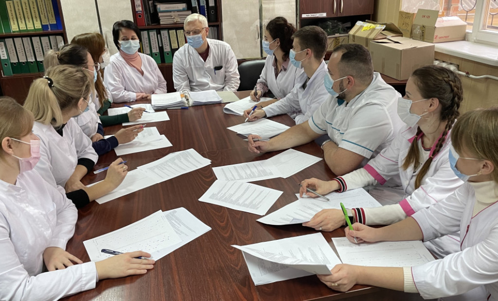 Кафедра нервових хвороб ПДМУ: викладачі готують лікарів-інтернів до складання ліцензійного іспиту