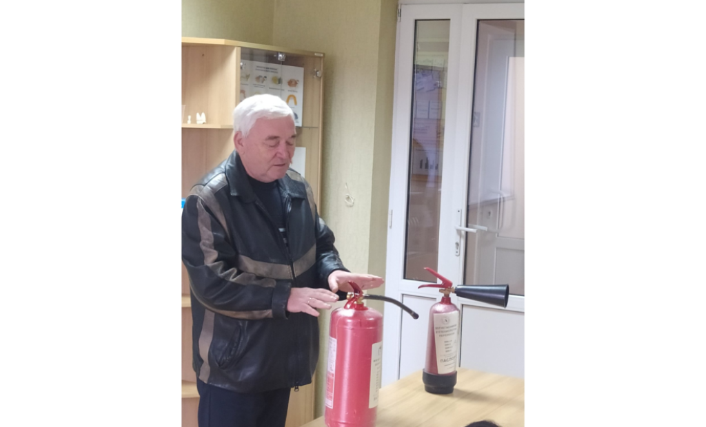 Під час пожежі діємо правильно: дотримуємось правил безпеки