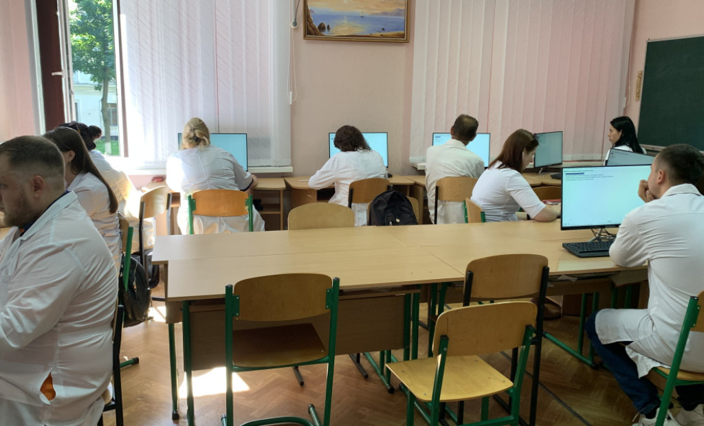 П'ятнадцяти лікарям-слухачам присвоєно звання лікаря-спеціаліста з фаху «Загальна практика- сімейна медицина»