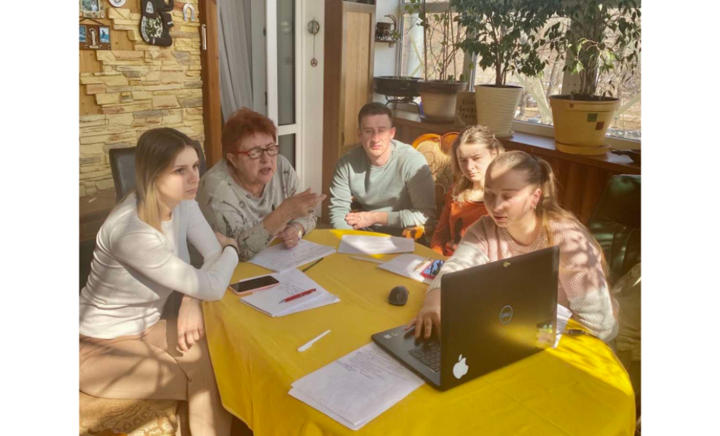 Зігріти теплом домашнього затишку