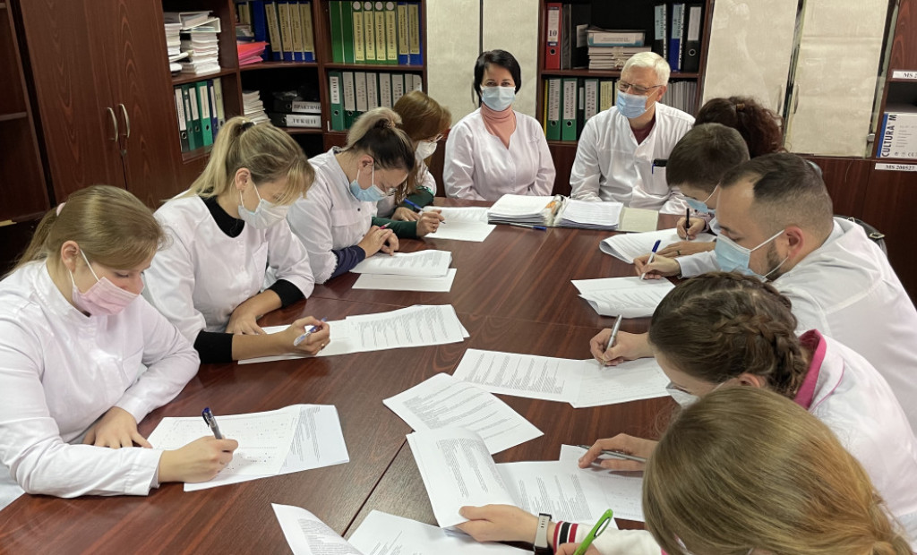 Кафедра нервових хвороб ПДМУ: викладачі готують лікарів-інтернів до складання ліцензійного іспиту