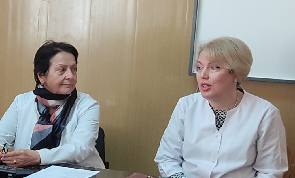 Лікарі-слухачі ознайомились з новітніми розробками та міжнародними стандартами ведення хворих