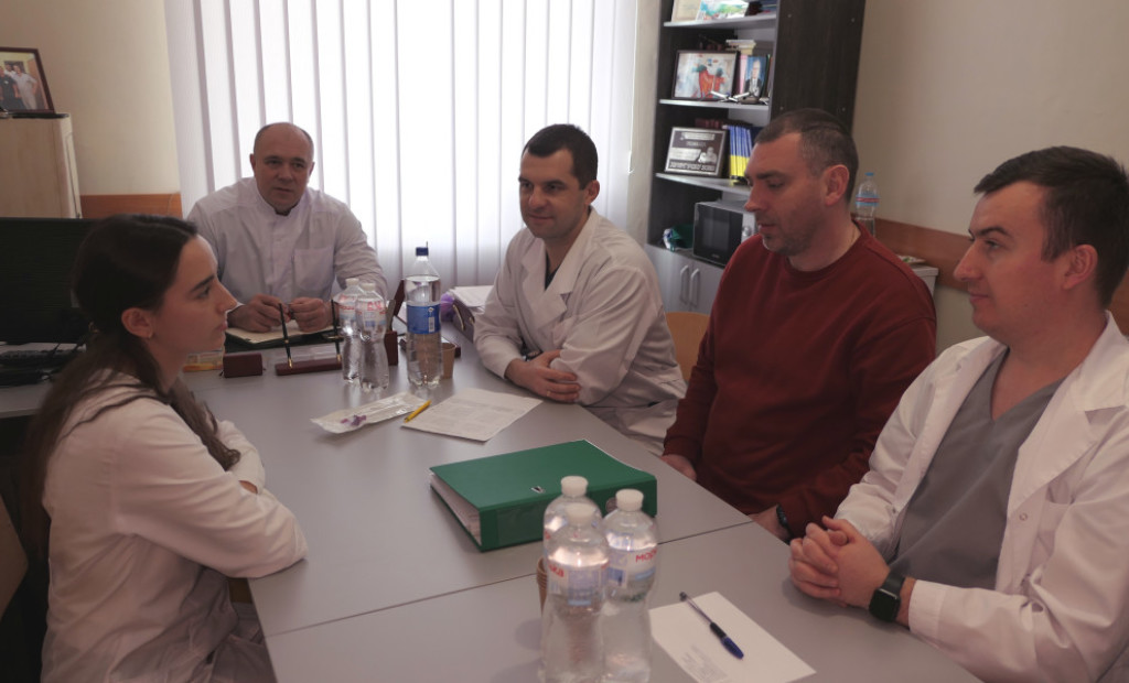 На кафедрі хірургії №4 ПДМУ відбулася проміжна атестація лікарів - інтернів 1 року навчання