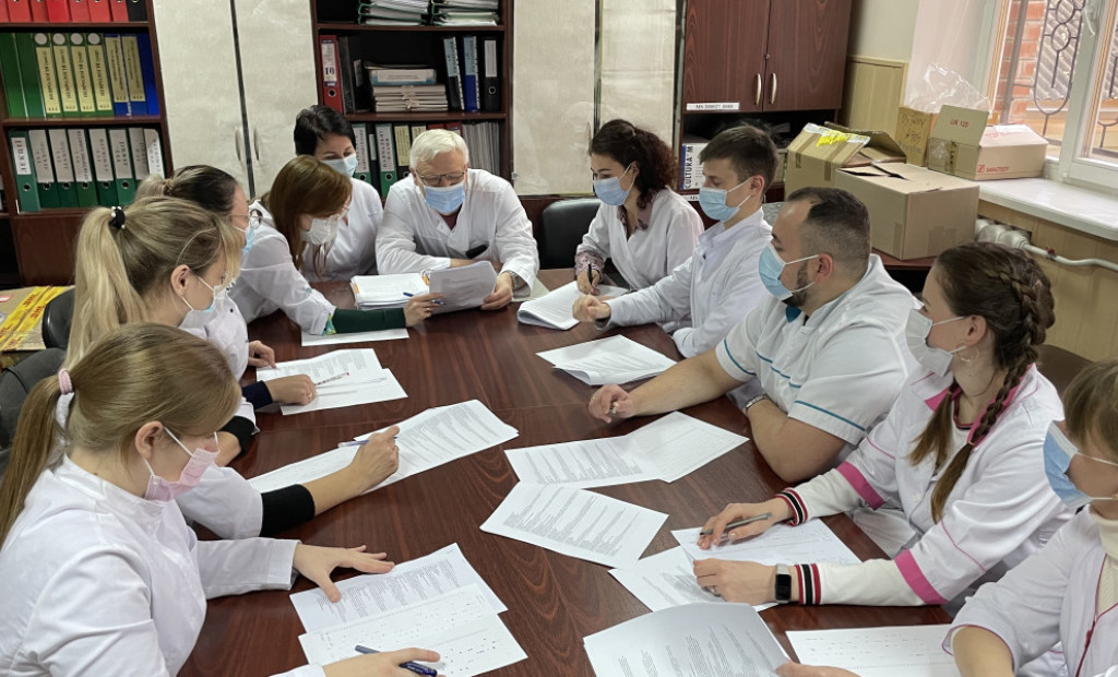 Кафедра нервових хвороб ПДМУ: викладачі готують лікарів-інтернів до складання ліцензійного іспиту