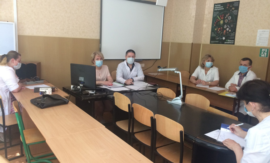 Успішне завершення навчання на циклі спеціалізації з фаху "Терапія"