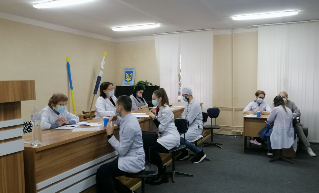 Відбулося проміжне оцінювання першого потоку лікарів-інтернів із фаху "Стоматологія"