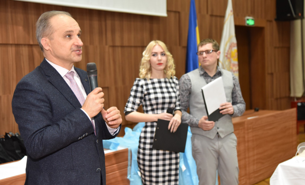 До Всесвітнього дня боротьби зі СНІДом