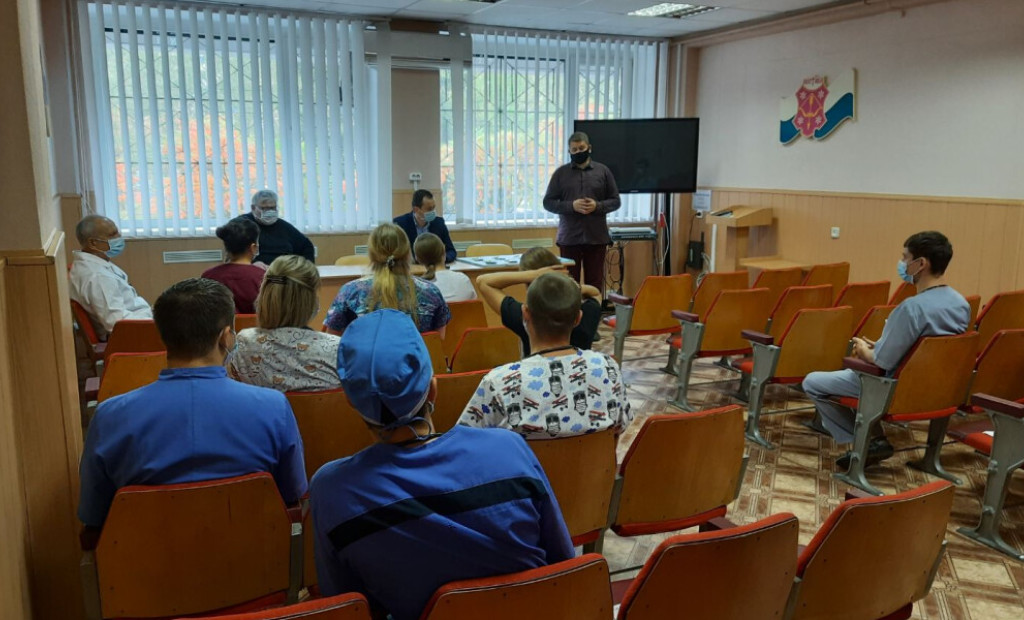 У всесвітній День анестезіолога лікарі-інтерни І року пройшли посвяту