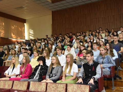 Завершується перший місяць навчання