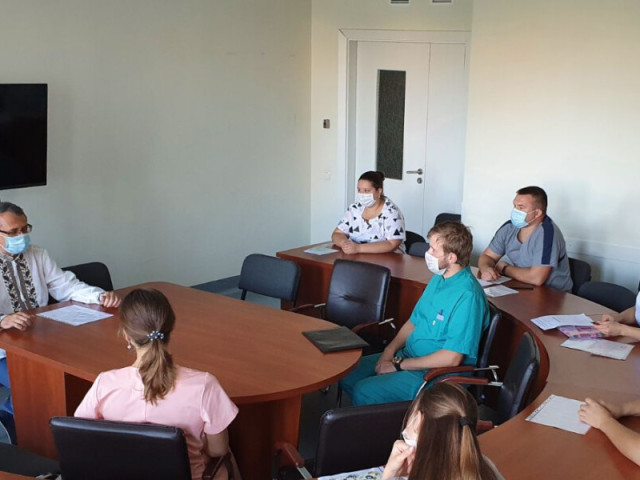 Кафедра акушерства і гінекології №2: перше заняття