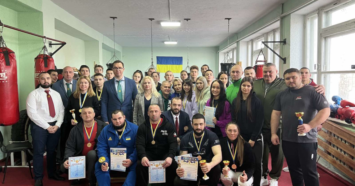 Нові перемоги студентів ПДМУ на Чемпіонаті Полтавської області з пауерліфтингу.