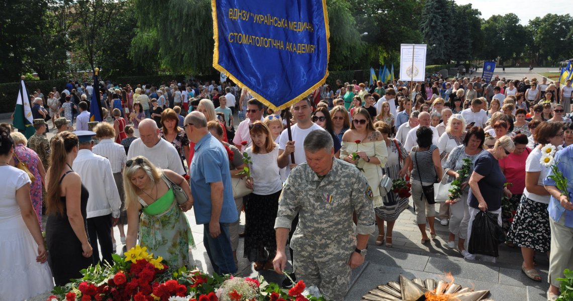 «Ніхто не забутий, ніщо не забуто!»