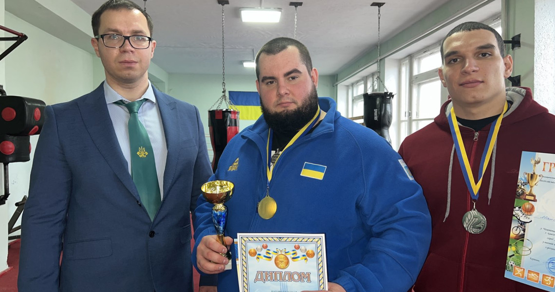 Нові перемоги студентів ПДМУ на Чемпіонаті Полтавської області з пауерліфтингу.