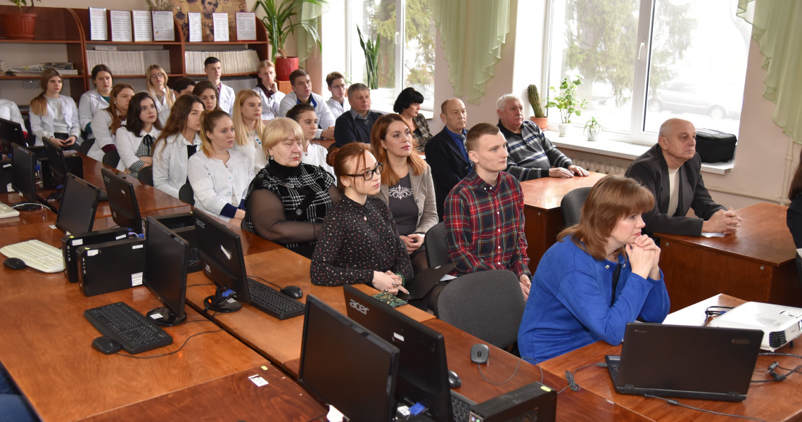 У бібліотеці УМСА вшанували пам`ять загиблих під Крутами