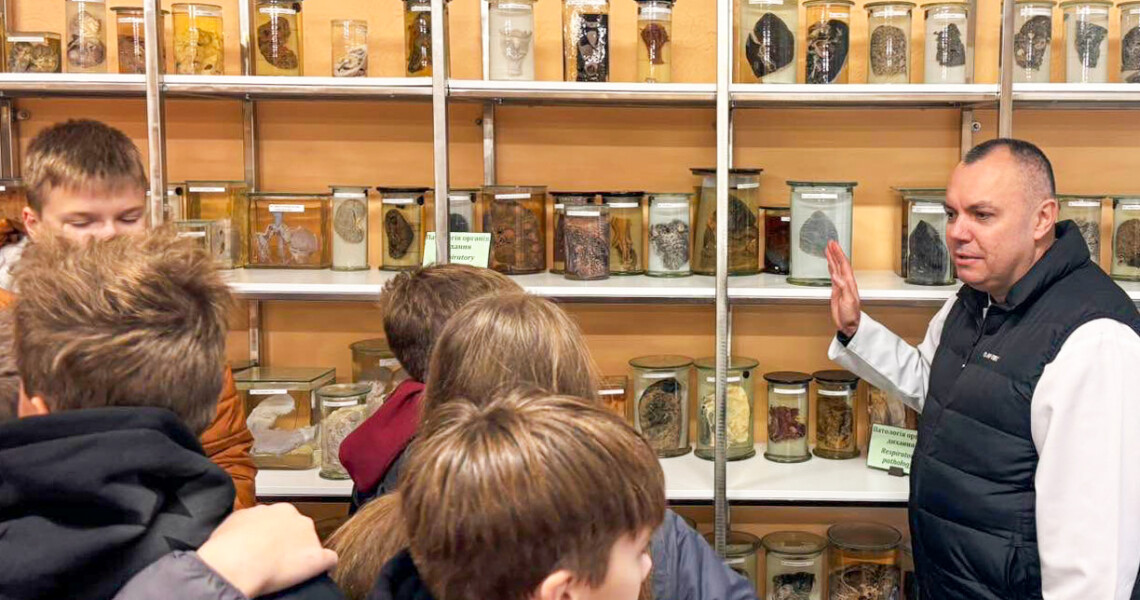 Подорож у світ науки: вплив навколишнього середовища на людину / Journey into the World of Science: The Impact of the Environment on Humans