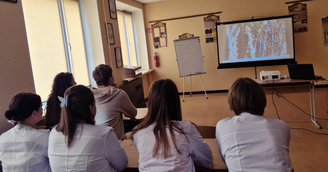Подорож у світ українських традицій: у ПДМУ відзначили Міжнародний день пам’яток і визначних місць