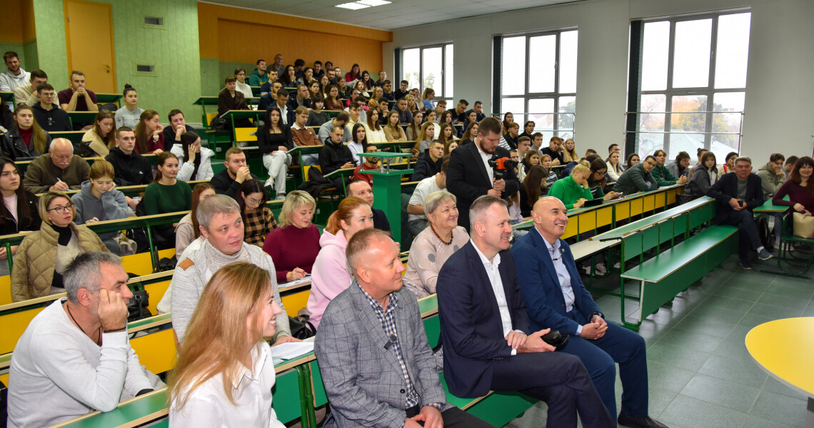 У ПДМУ проведена гостьова лекція науковців із ХНМУ: теми, підсумки та думки з приводу / Guest Lecture by Researchers from KhNMU at PSMU: Topics, Outcomes and Reflections