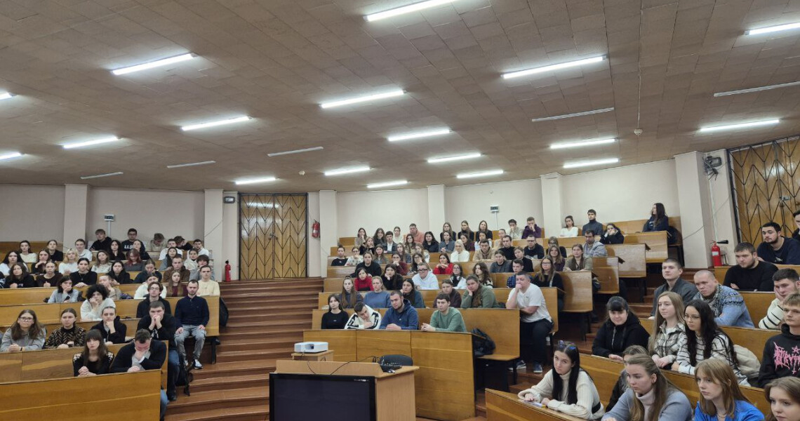 Виробничі збори на медичному № 1 факультеті № 1: що обговорили / Meeting at Medical Faculty No. 1: Key Points Discussed