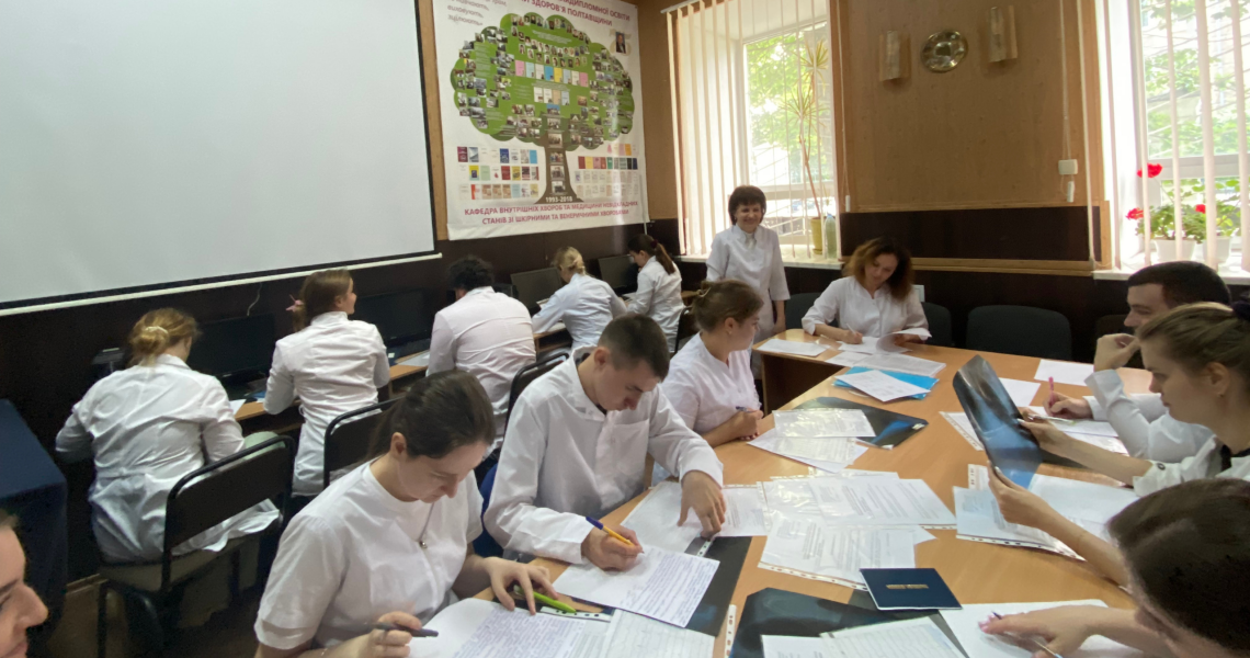 Проміжне оцінювання інтернів з внутрішніх хвороб: підсумки освітньої частини інтернатури