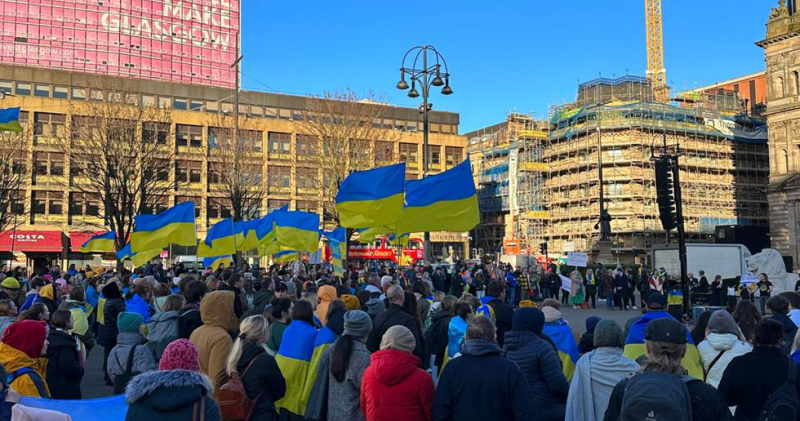 Дякуємо Шотландії за підтримку! Студенти ЗВО ПДМУ долучились до акції в підтримку України в місті Глазго