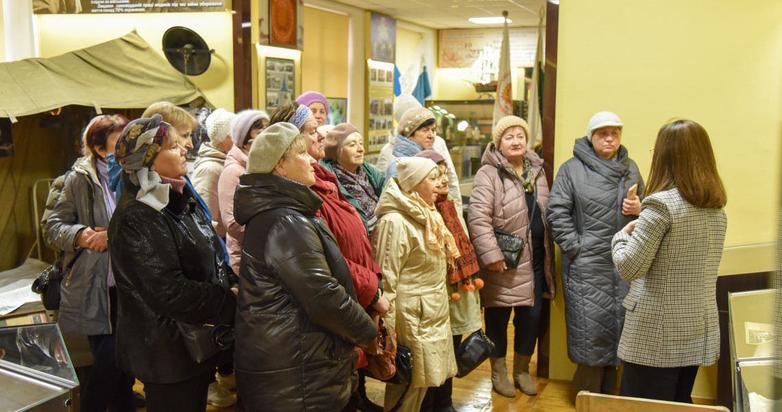 Слухачі територіального центру соціального обслуговування відвідали музеї ПДМУ / Visitors from the Territorial Social Service Center Tour PSMU Museums