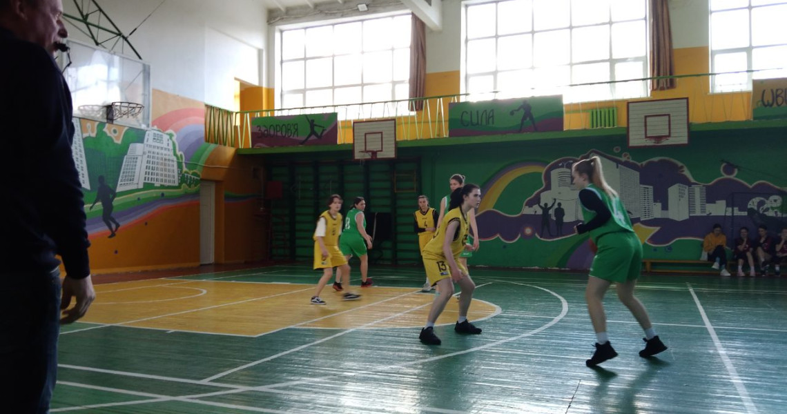 Збірна жіноча команда ПДМУ зі стрілболу - срібний призер / PSMU women's team in streetball is a silver medalist