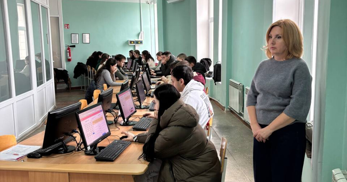 Триває активна підготовка до ЄДКІ на медичному факультеті №1 / Active Preparation for the Unified State Qualification Exam at Medical Faculty No. 1