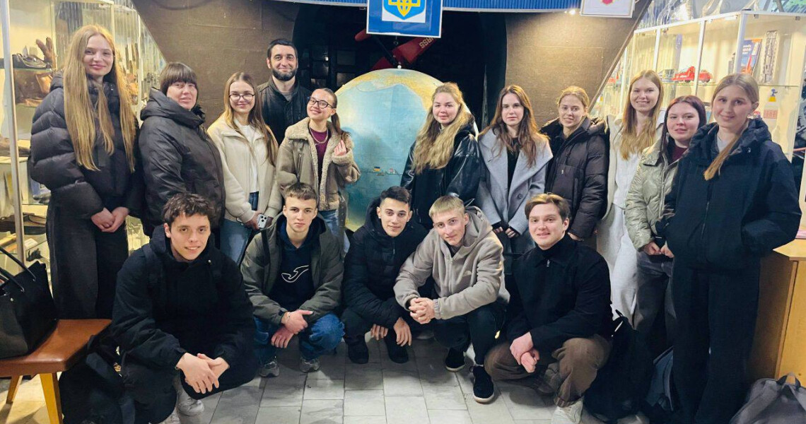 Пізнавальна екскурсія студентів ПДМУ до Музею авіації та космонавтики / During the tour, the students explored exhibits illustrating the development of space science