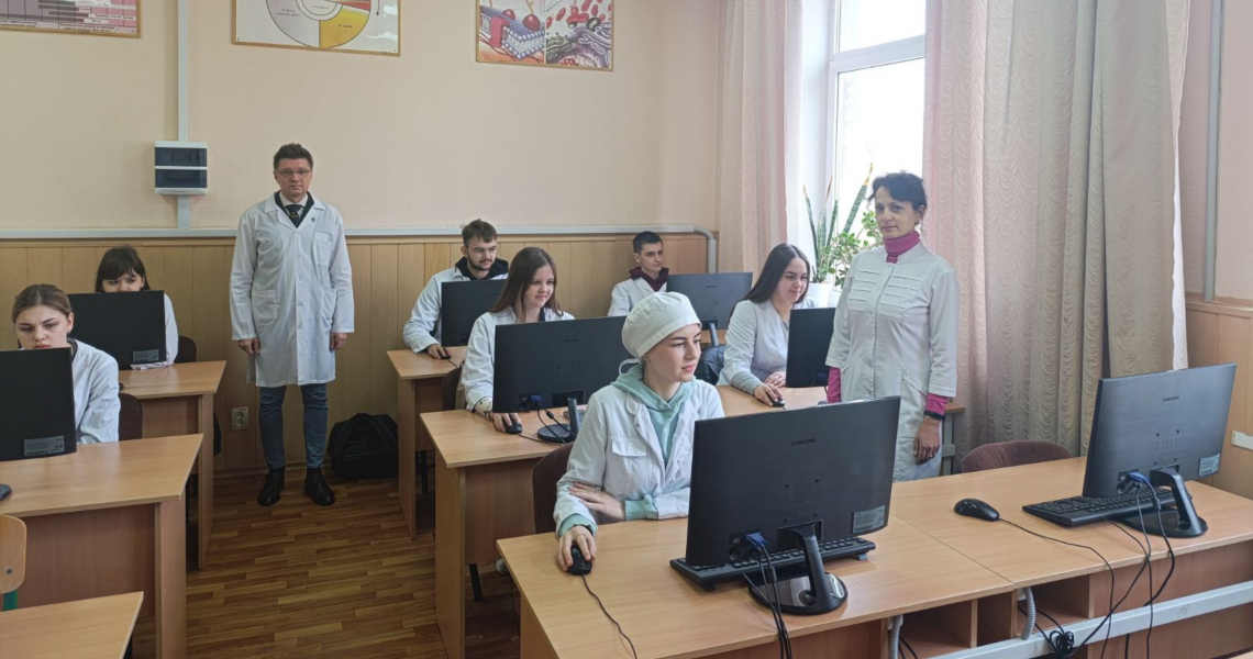 Проведено перший етап олімпіади з медичної біології / First Stage of the Medical Biology Olympiad Held