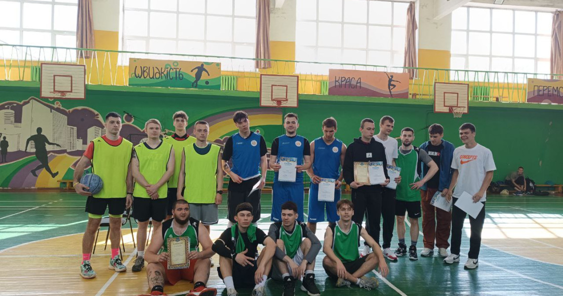 Новини спорту: вітаємо нових переможців / Sports news: congratulations to the new winners